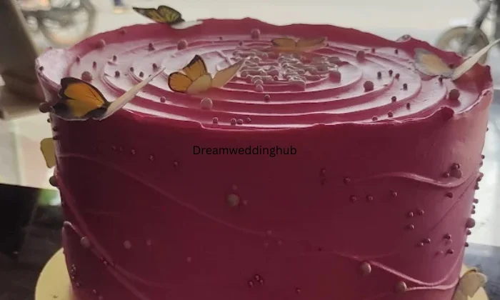 QUEENS CAKES  CANDIES